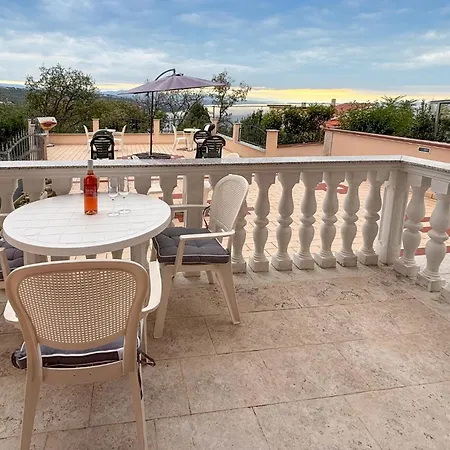 1 Bedroom Lovely In Apartmán Opatija