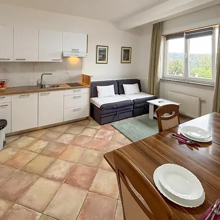 1 Bedroom Lovely In * Opatija